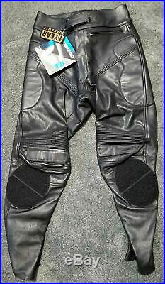 Mens Leather Motorcycle Riding / Racing Pants, 33-34 inch measured waist